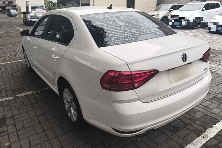 Volkswagen Lavida 2018 car image #5