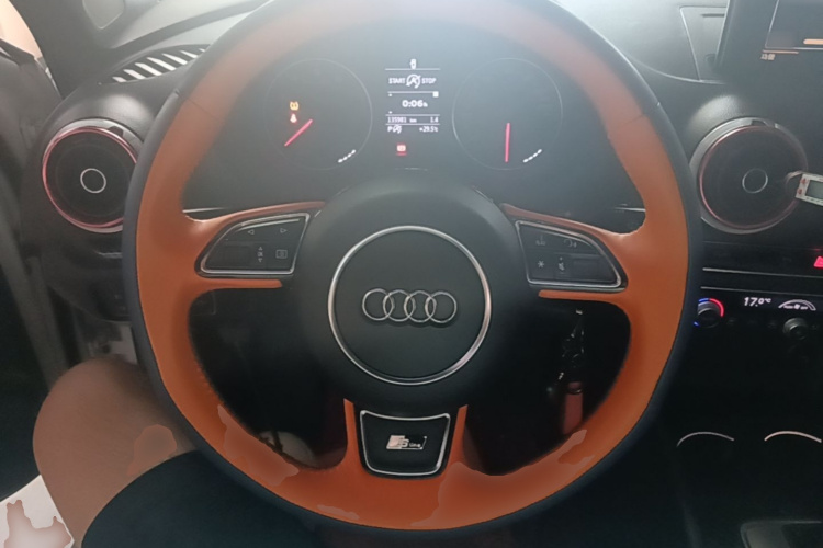 Audi A3 2016 car image #11