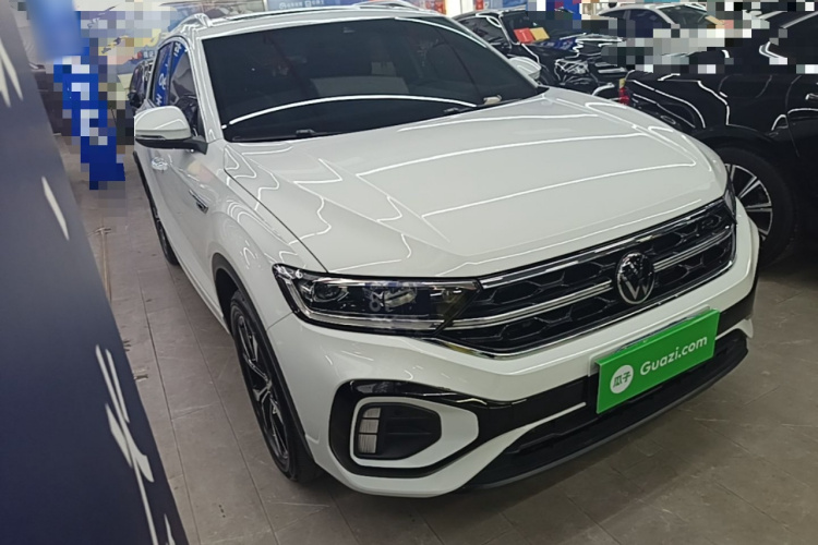 Volkswagen T-Roc 2024 car image #6