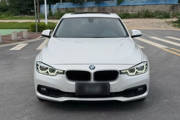 BMW 3 Series 2015 car image #9