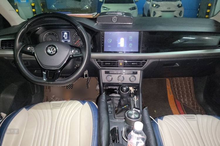 Volkswagen Lavida 2019 car image #11
