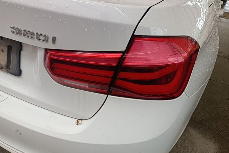 BMW 3 Series 2016 car image #8