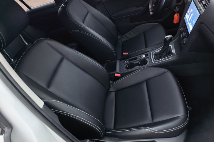 Volkswagen Golf 2018 #25 Volkswagen Golf 2018 car image #25