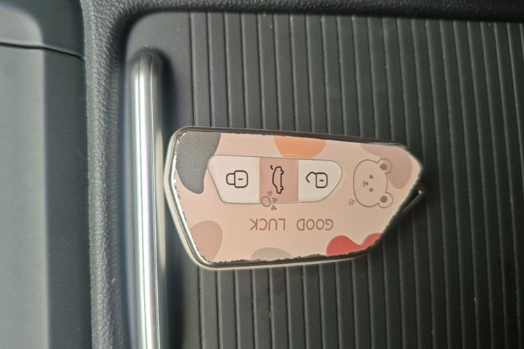 Volkswagen Golf 2022 car image #9