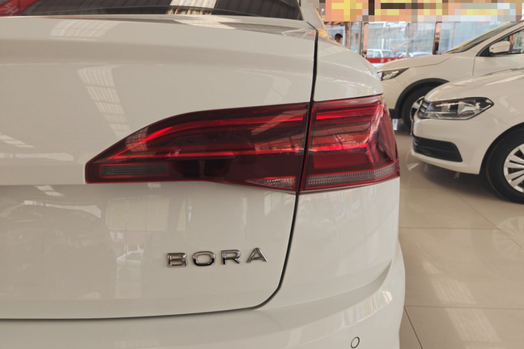 Volkswagen Bora 2021 immagine di auto #8