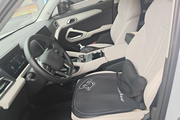 BYD YuanUP 2024 #19 BYD YuanUP 2024 immagine di auto #19