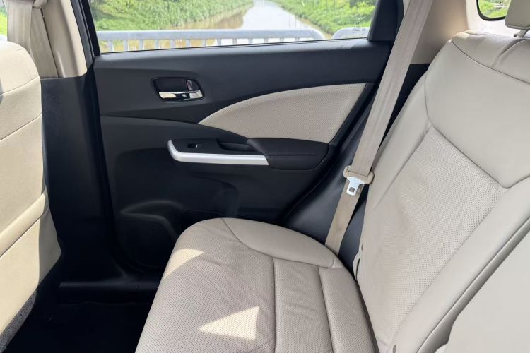 Honda CR-V 2016 car image #12