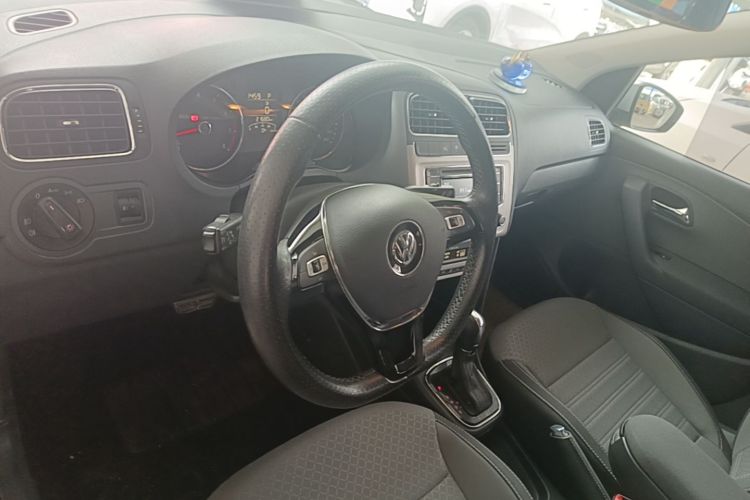 Volkswagen Polo 2016 #11 Volkswagen Polo 2016 car image #11