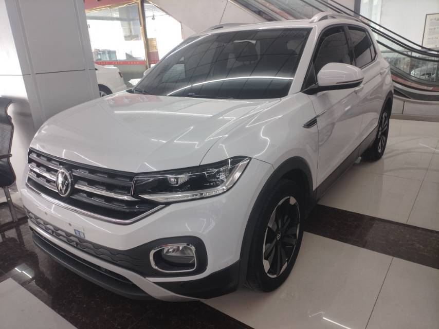 Volkswagen Tacqua 2023 immagine di auto 