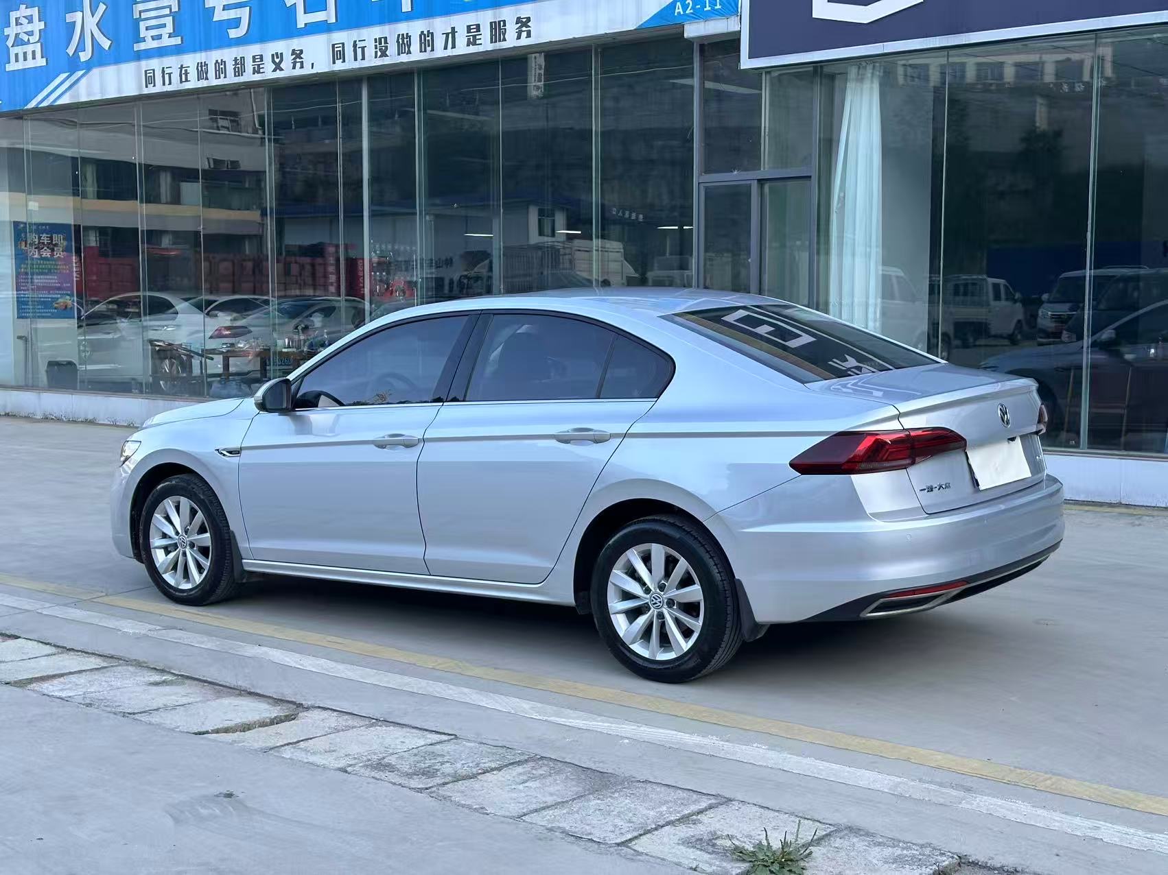 Volkswagen Bora 2019 car image #4