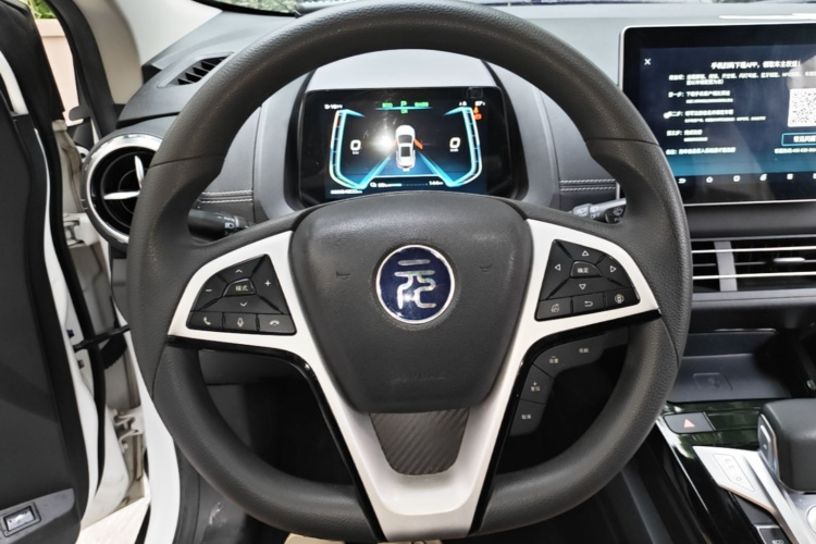 BYD Yuan New Energy 2019 immagine di auto #15