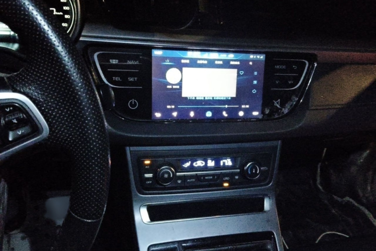 GEELY Emgrand 2018 #16 GEELY Emgrand 2018 imagen de coche #16