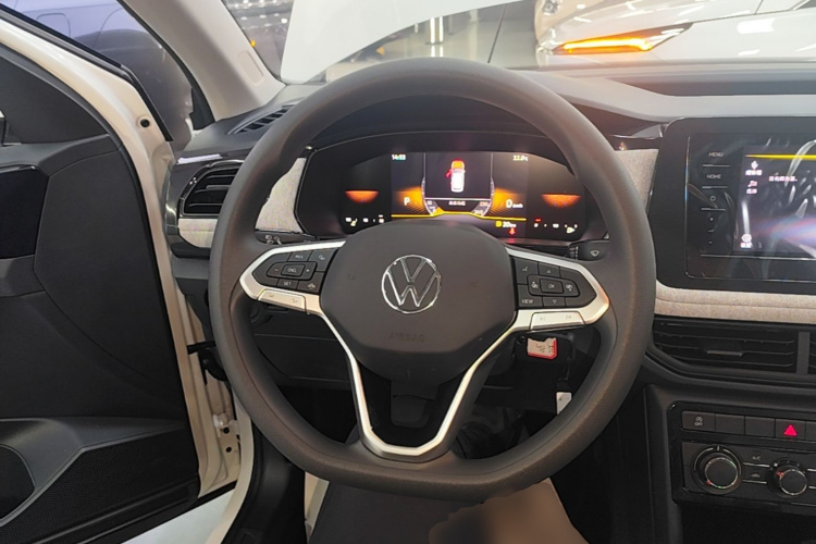 Volkswagen Tharu 2026 #11 Volkswagen Tharu 2026 imagen de coche #11