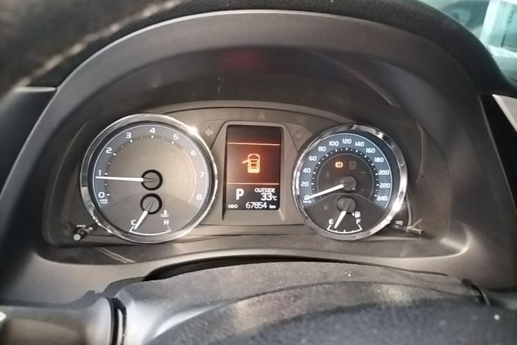 Toyota Corolla 2019 car image #12