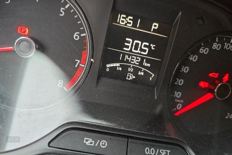 Volkswagen Polo 2017 #14 Volkswagen Polo 2017 car image #14