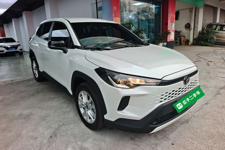 Toyota Corolla Cross 2026 #4 Toyota Corolla Cross 2026 car image #4