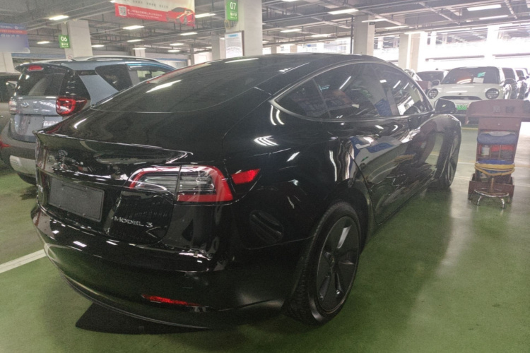 Tesla Model 3 2023 car image #7