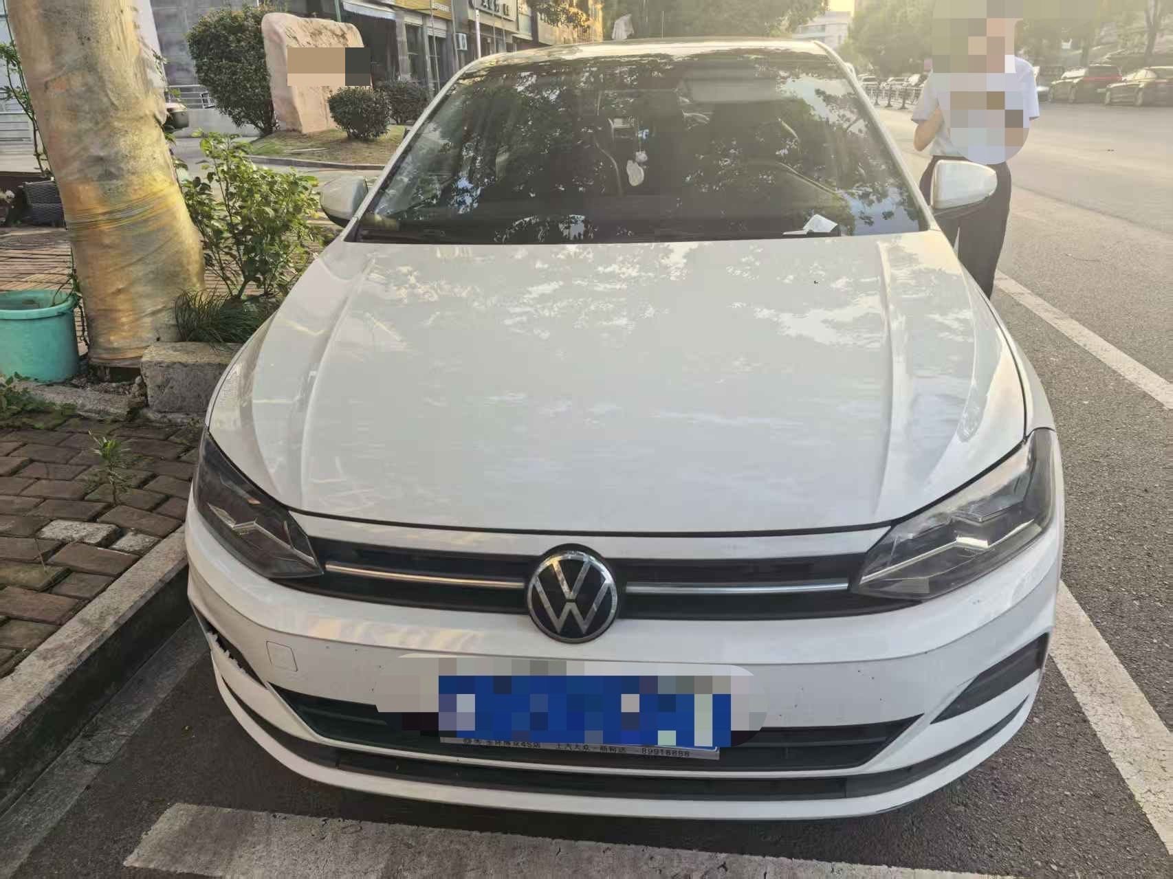 Volkswagen Polo 2023 car image #2
