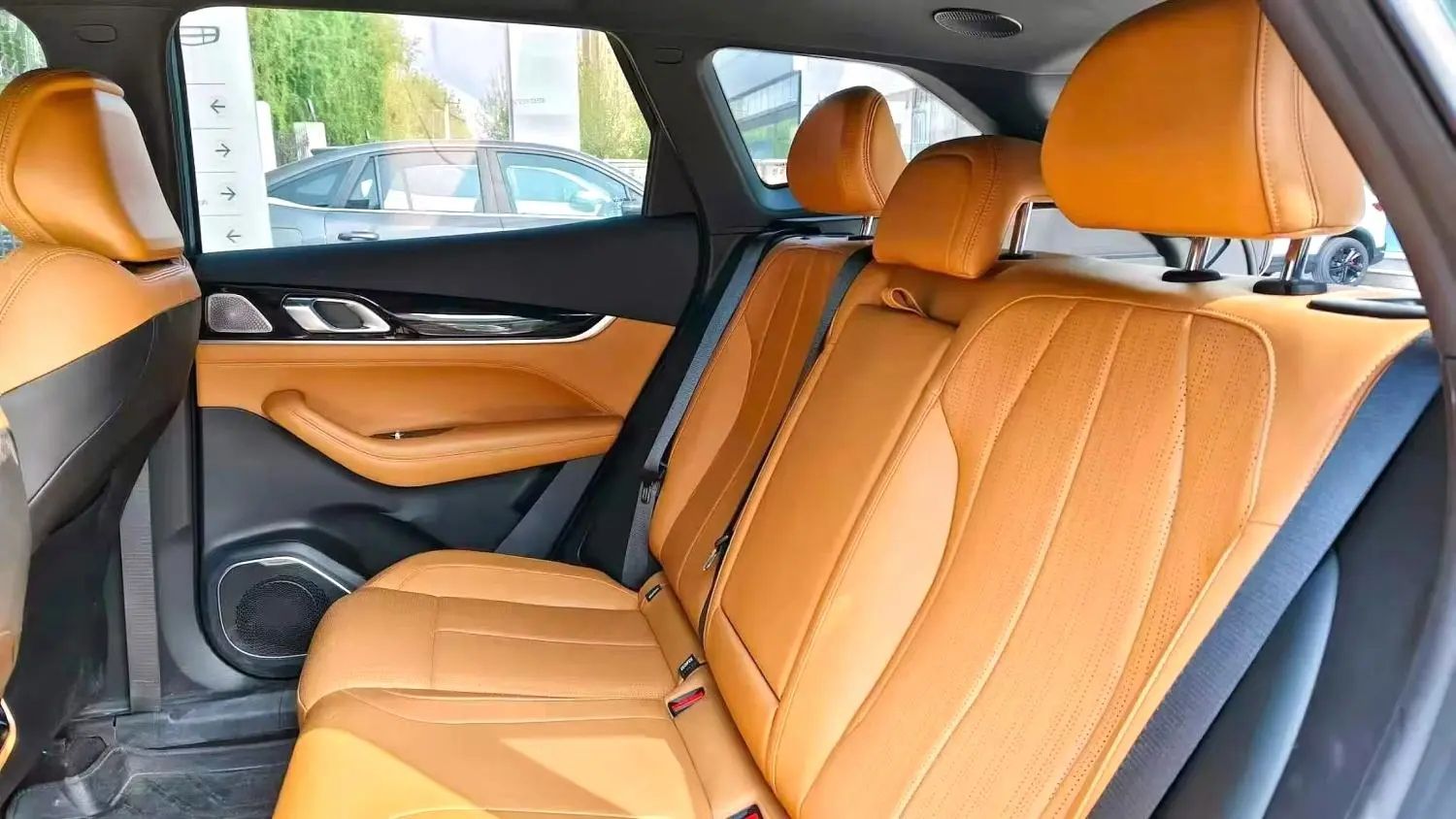 GEELY Boyue L 2025 #4 GEELY Boyue L 2025 imagem de carro #4