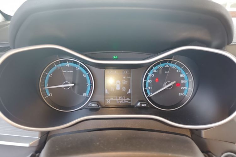 GEELY Emgrand 2022 car image #12