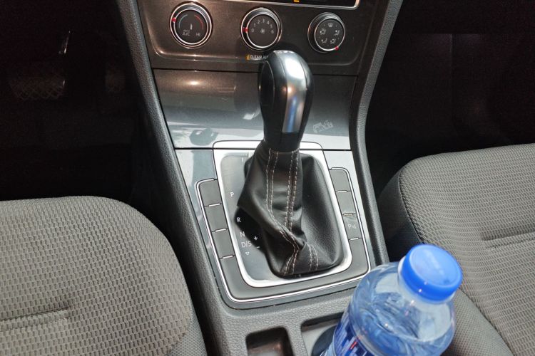 Volkswagen Golf 2017 #14 Volkswagen Golf 2017 car image #14