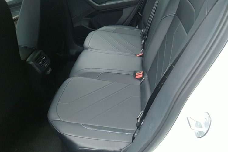 Volkswagen Tharu 2025 #17 Volkswagen Tharu 2025 immagine di auto #17