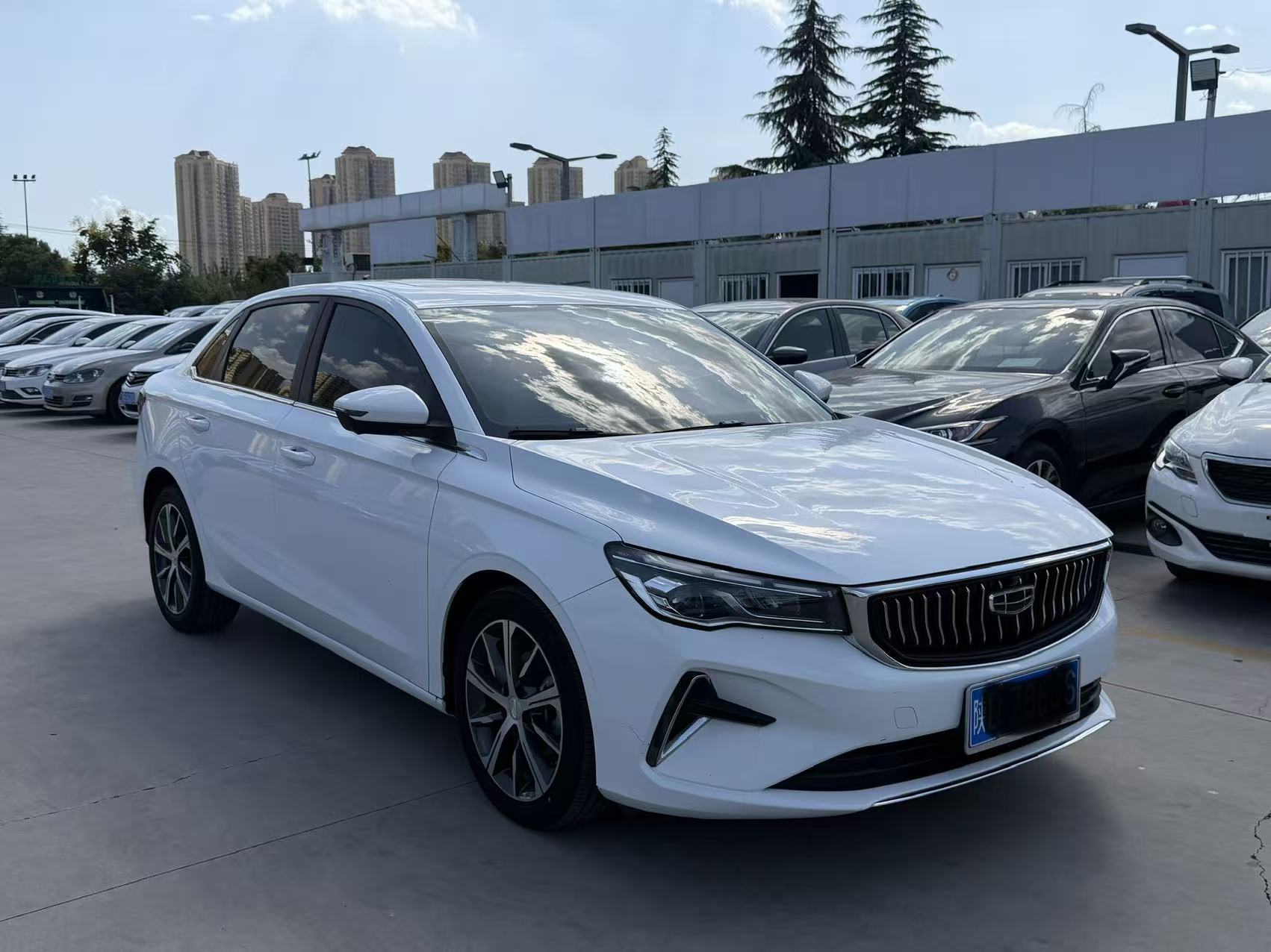 GEELY Emgrand 2023 #5 GEELY Emgrand 2023 car image #5