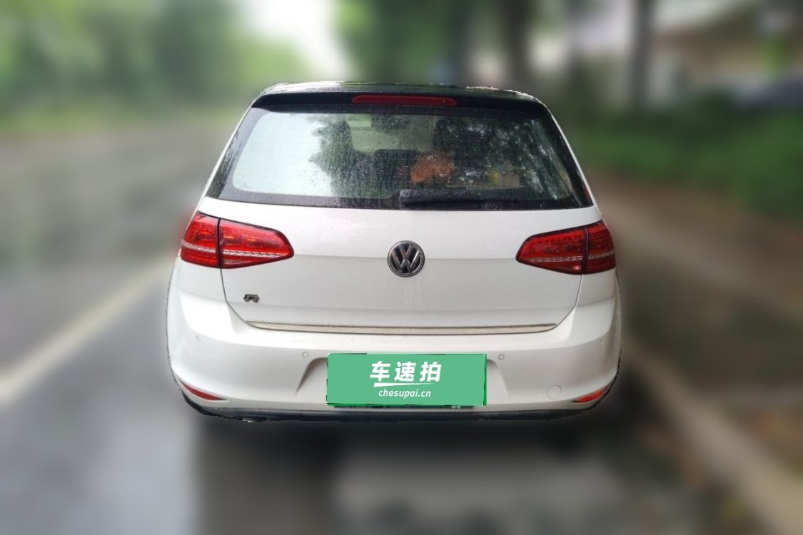 Volkswagen Golf 2014 car image #6