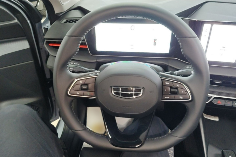 GEELY Binray 2026 car image #15