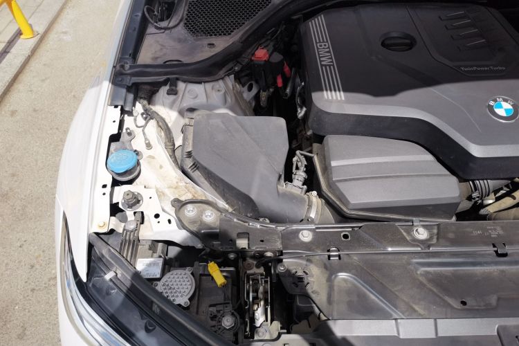 BMW 3 Series 2020 #28 BMW 3 Series 2020 car image #28