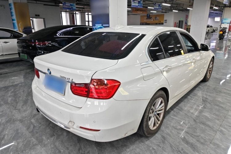 BMW 3 Series 2015 #5 BMW 3 Series 2015 car image #5