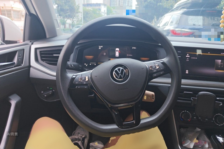 Volkswagen Polo 2024 car image #12