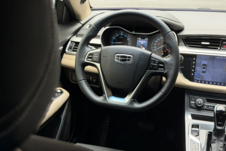 GEELY Emgrand 2019 #27 GEELY Emgrand 2019 car image #27
