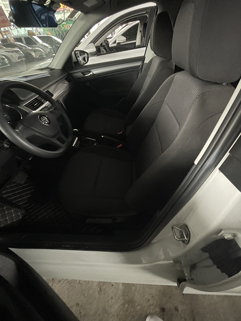 Volkswagen Bora 2019 #4 Volkswagen Bora 2019 car image #4