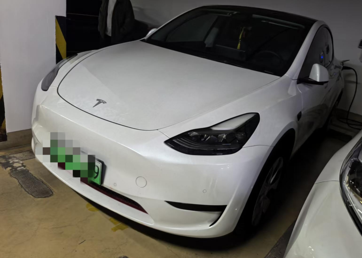 Tesla Model Y 2022 Tesla Model Y 2022 car image