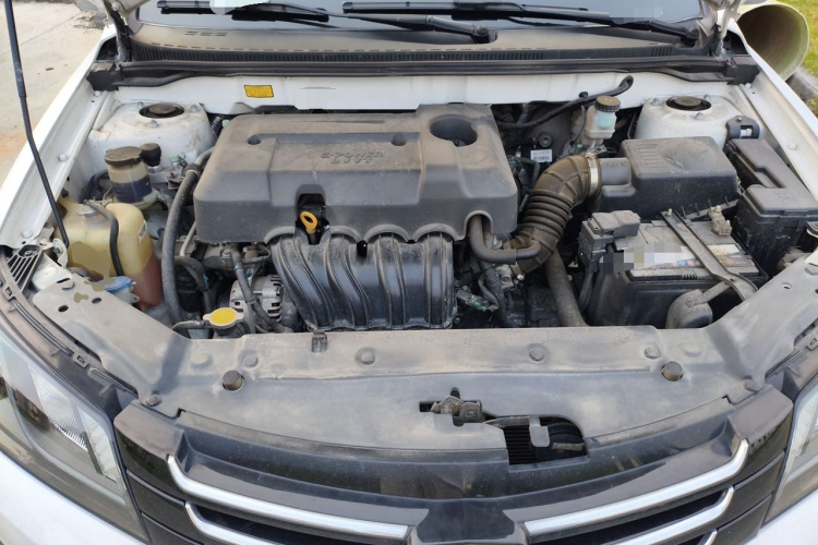 GEELY Emgrand 2015 car image #18