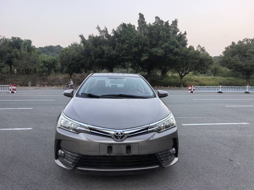 Toyota Corolla 2017 #2 Toyota Corolla 2017 car image #2