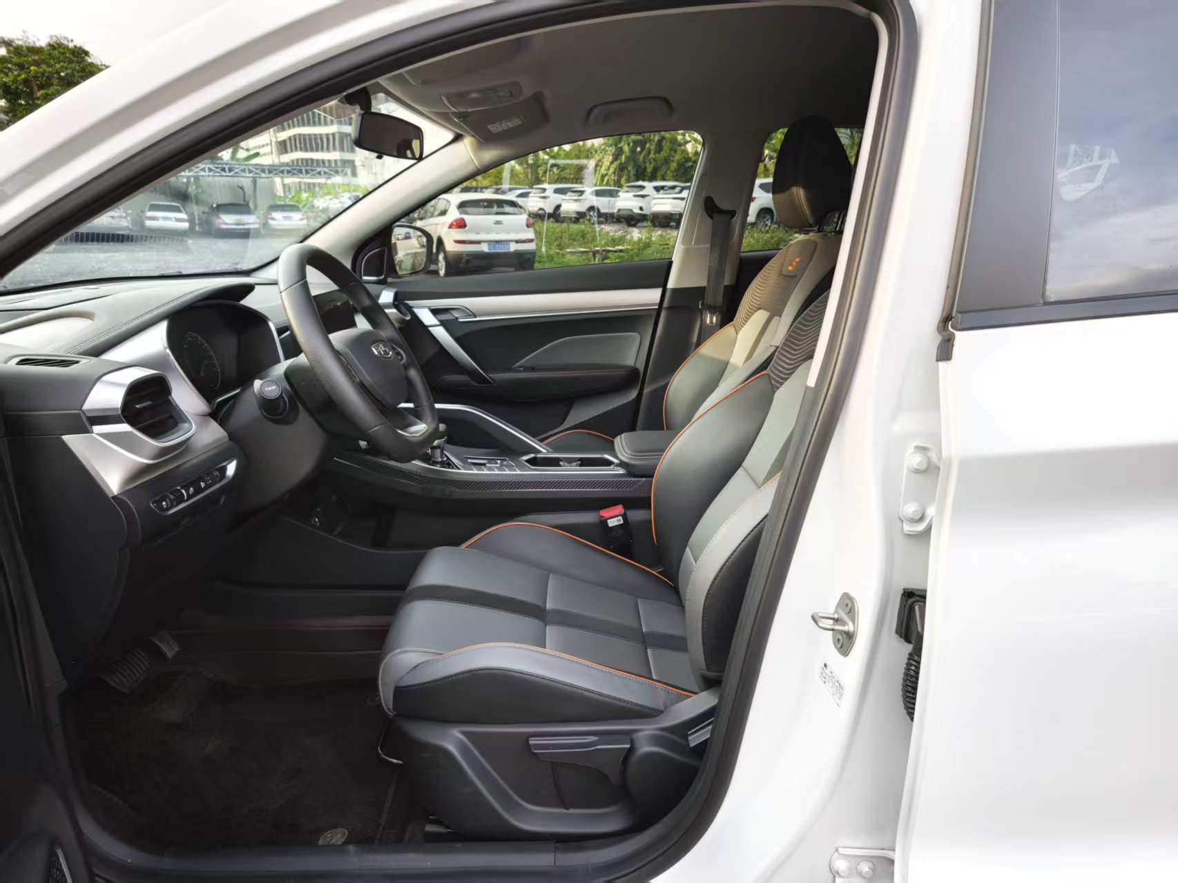 GEELY Coolray 2024 #7 GEELY Coolray 2024 car image #7