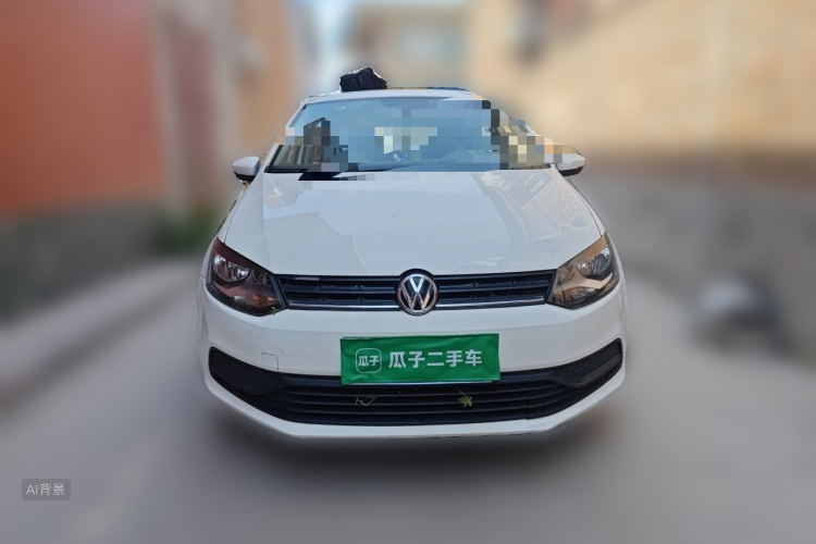 Volkswagen Polo 2015 car image #3