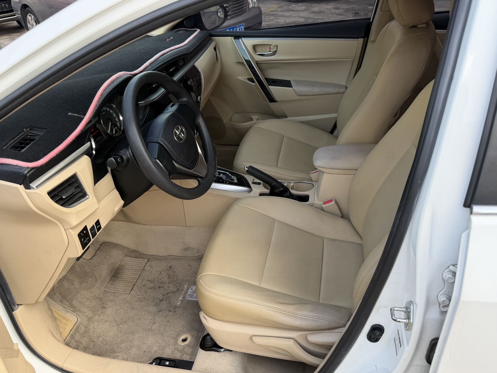 Toyota Corolla 2015 #5 Toyota Corolla 2015 صورة سيارة #5