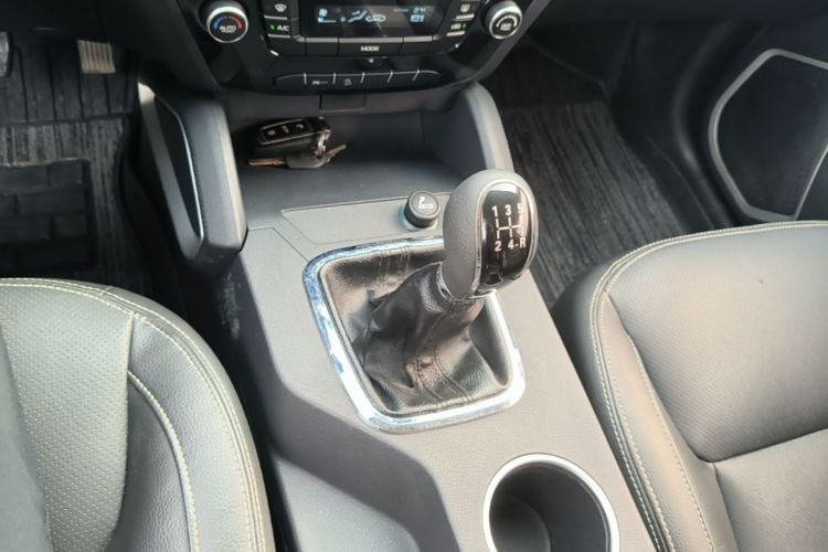 GEELY Vision X6 2018 #14 GEELY Vision X6 2018 car image #14