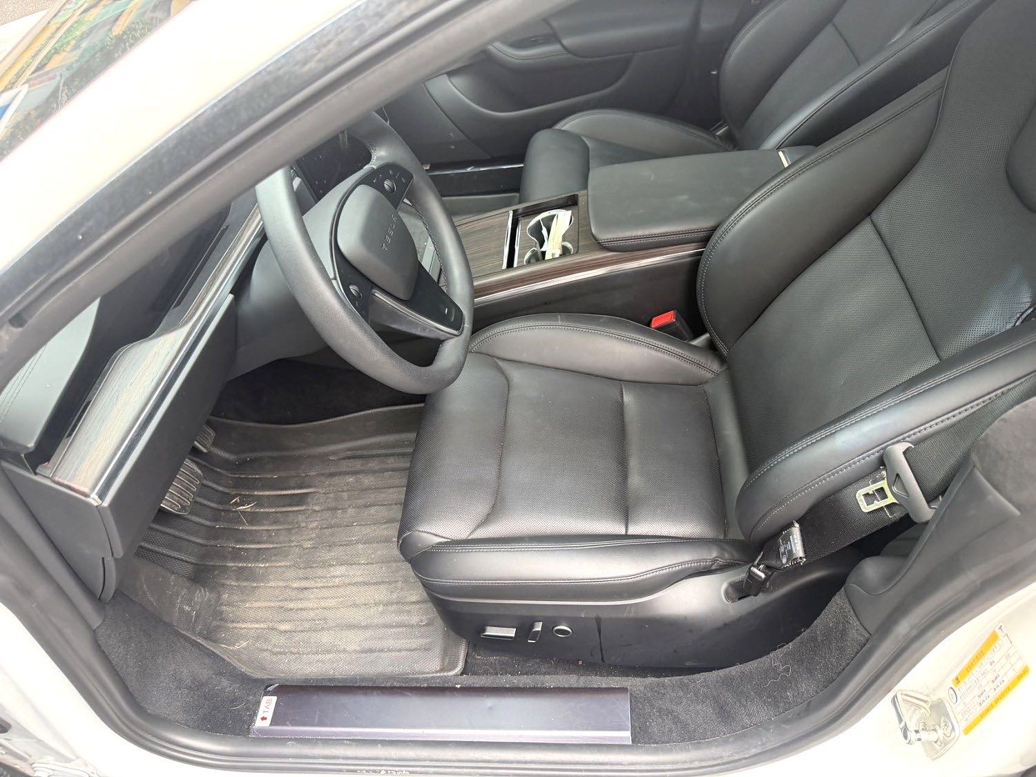 Tesla Model S 2023 car image #5