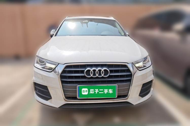 Audi Q3 2018 immagine di auto #3