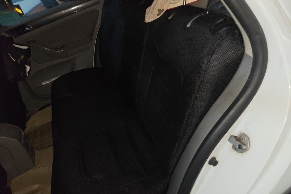 Volkswagen Bora 2015 car image #19