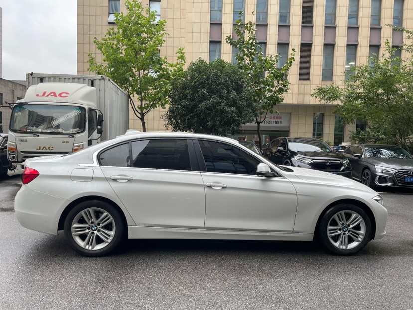BMW 3 Series 2016 #4 BMW 3 Series 2016 car image #4