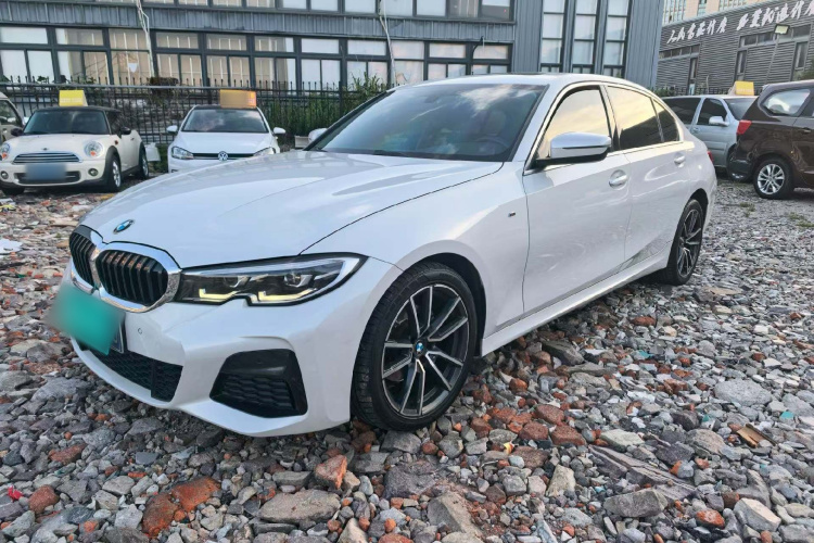 BMW 3 Series 2021 #2 BMW 3 Series 2021 car image #2