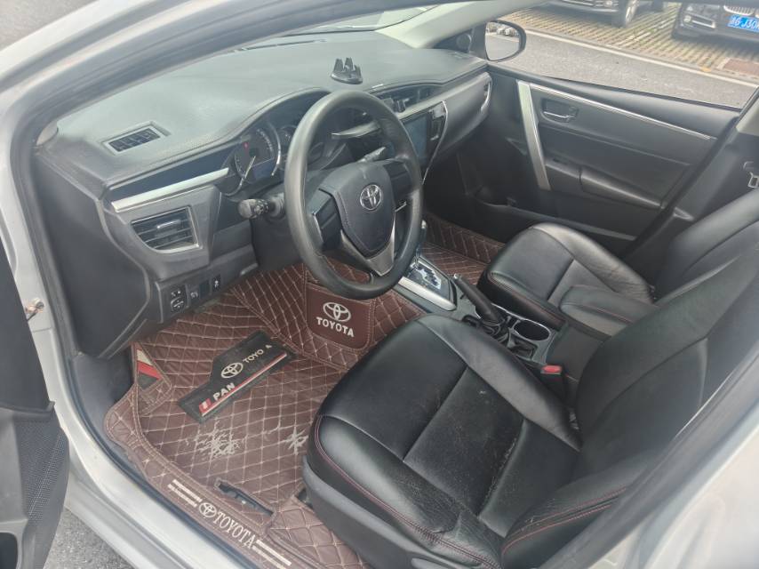 Toyota Corolla 2017 immagine di auto #6