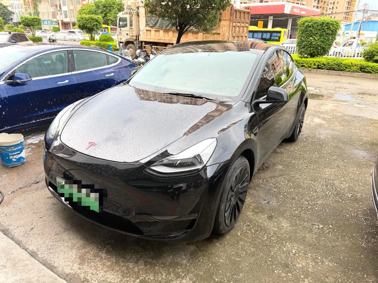 Tesla Model Y 2021 Tesla Model Y 2021 car image