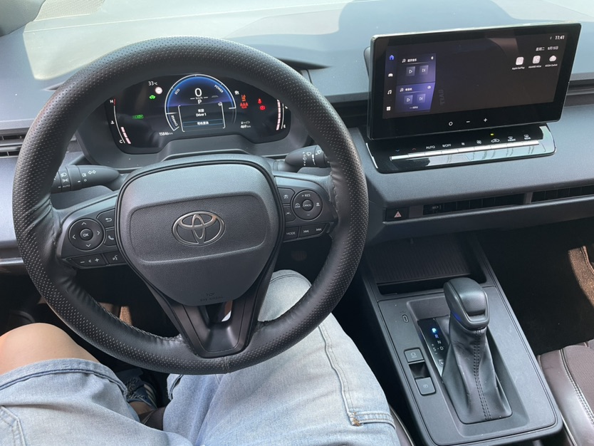 Toyota Corolla Cross 2026 car image #8