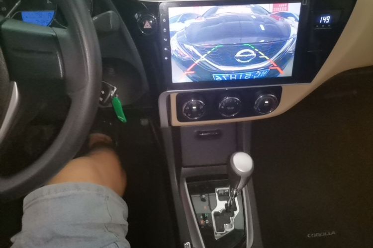 Toyota Corolla 2018 car image #18